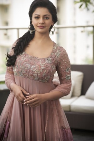 Pooja Kumar (aka) Pooja S Kumar