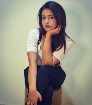 Poonam Bajwa (aka) Poonam