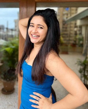 Poonam Bajwa (aka) Poonam