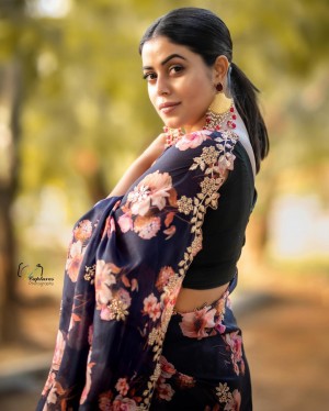 Poorna (aka) Poornaa