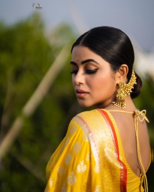 Poorna (aka) Poornaa