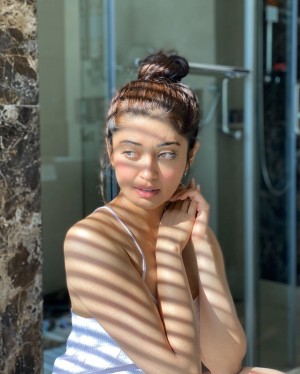 Pranitha Subhash (aka) Pranitha