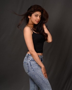 Pranitha Subhash (aka) Pranitha