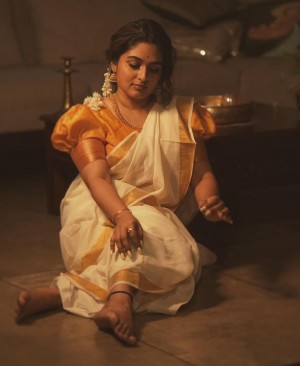 Prayaga Martin (aka) Prayaga Maartin