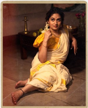 Prayaga Martin (aka) Prayaga Maartin