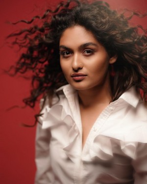 Prayaga Martin (aka) Prayaga Maartin