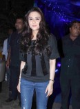 Preity Zinta (aka) Preity