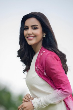 Priya Anand (aka) Actress Priya Anand