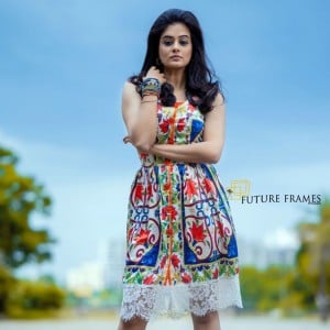 Priyamani (aka) Priya mani