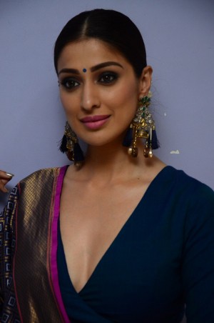 Raai Laxmi (aka) Lakshmi Rai