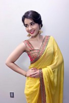 Raashi Khanna (aka) Rashi Khanna