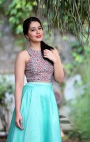 Raashi Khanna (aka) Rashi Khanna