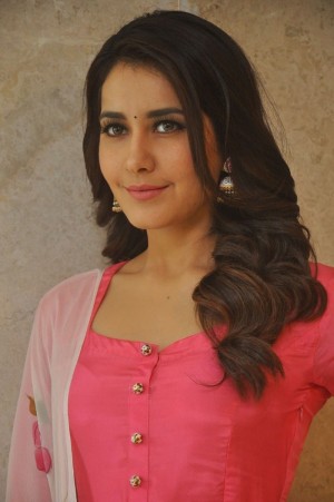 Raashi Khanna (aka) Rashi Khanna