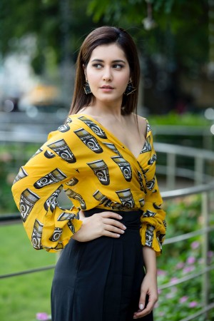 Raashi Khanna (aka) Rashi Khanna