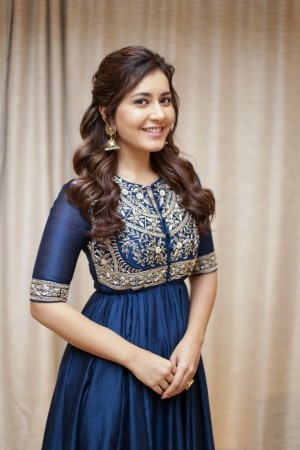 Raashi Khanna (aka) Rashi Khanna