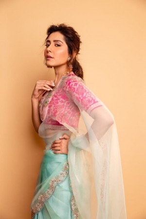 Raashi Khanna (aka) Rashi Khanna