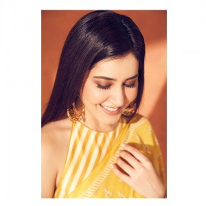 Raashi Khanna (aka) Rashi Khanna