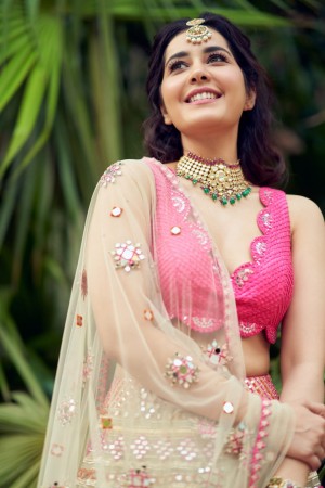 Raashi Khanna (aka) Rashi Khanna