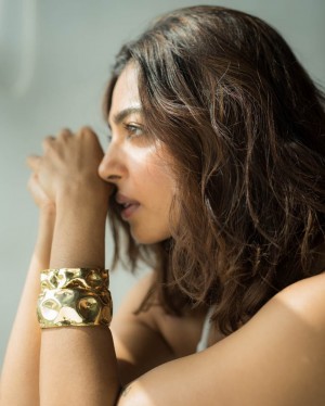 Radhika Apte (aka) RadhikaApte