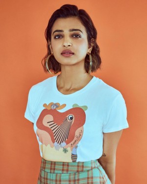 Radhika Apte (aka) RadhikaApte