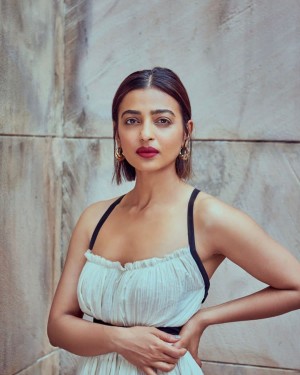 Radhika Apte (aka) RadhikaApte