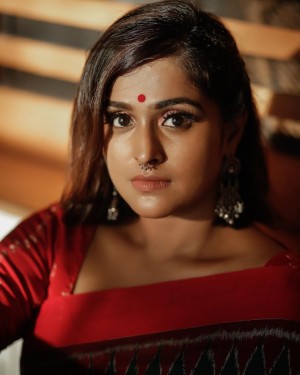 Ramya Nambeesan (aka) Ramya