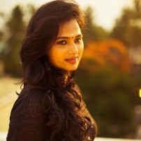 Ramya Pandian (aka) Ramyaa Paandian