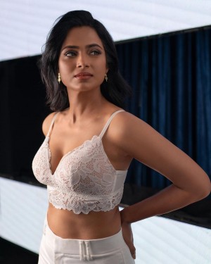 Ramya Pandian (aka) Ramyaa Paandian