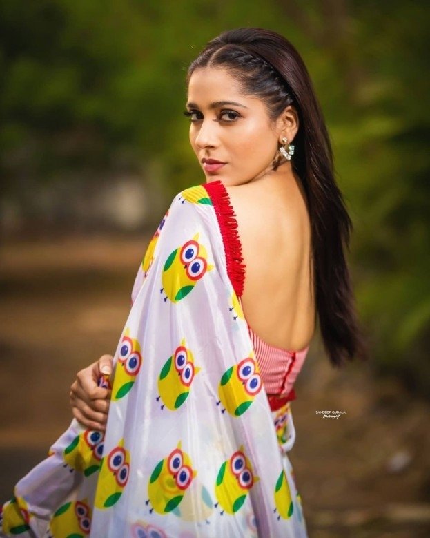 Rashmi Gautam Actress Wallpaper 00714 - Baltana