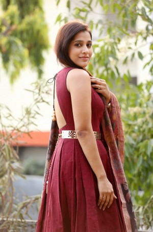 Rashmi Gautam (aka) RashmiGautam