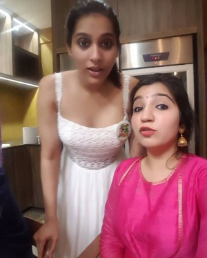 Rashmi Gautam (aka) RashmiGautam