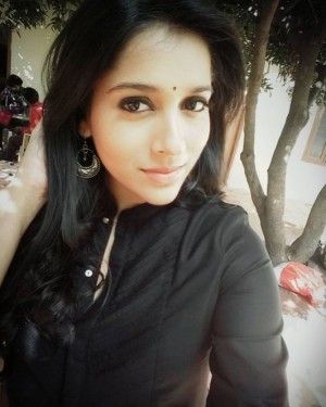 Rashmi Gautam (aka) RashmiGautam