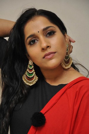 Rashmi Gautam (aka) RashmiGautam