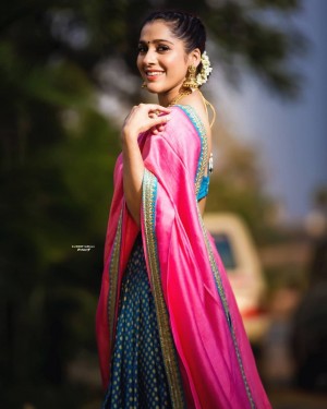 Rashmi Gautam (aka) RashmiGautam