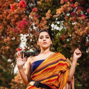 Rashmi Gautam (aka) RashmiGautam