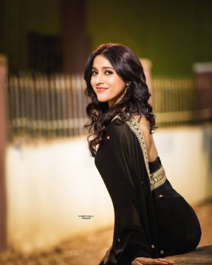 Rashmi Gautam (aka) RashmiGautam