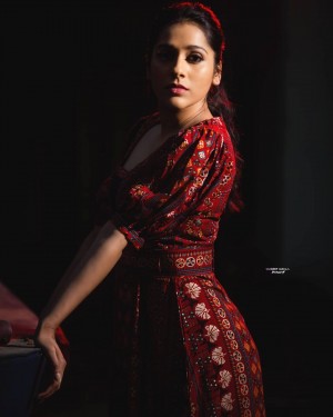 Rashmi Gautam (aka) RashmiGautam