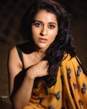 Rashmi Gautam (aka) RashmiGautam