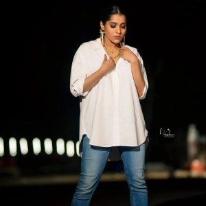 Rashmi Gautam (aka) RashmiGautam