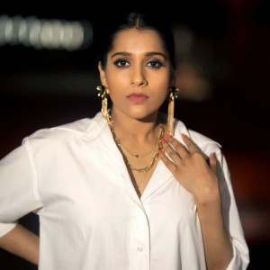 Rashmi Gautam (aka) RashmiGautam