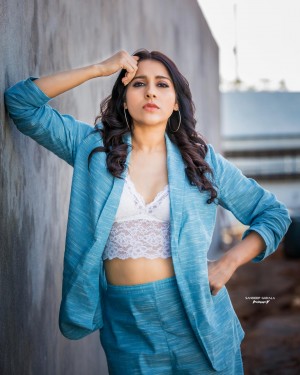 Rashmi Gautam (aka) RashmiGautam