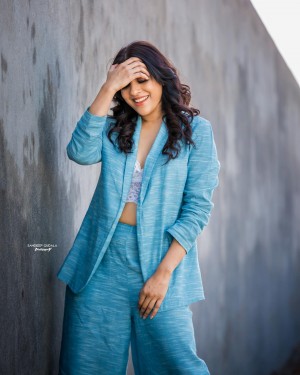 Rashmi Gautam (aka) RashmiGautam