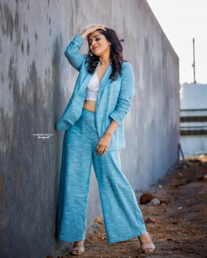 Rashmi Gautam (aka) RashmiGautam