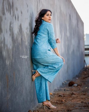 Rashmi Gautam (aka) RashmiGautam