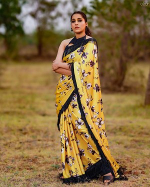 Rashmi Gautam (aka) RashmiGautam