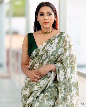 Rashmi Gautam (aka) RashmiGautam