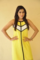 Rashmi Gautam (aka) RashmiGautam