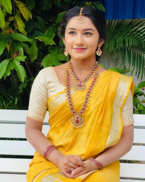 Raveena Daha (aka) Raveenaa Daha