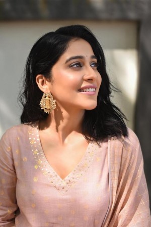 Regina Cassandra (aka) Regina