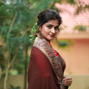 Remya Nambeesan (aka) RemyaNambeesan